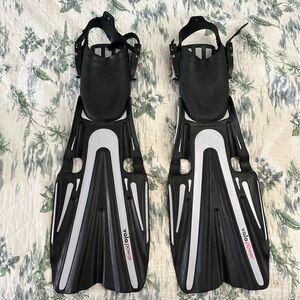 Mares Volo Power Open Heel Fins Regular White Men’s 9 10 11 Women’s 10 11 12